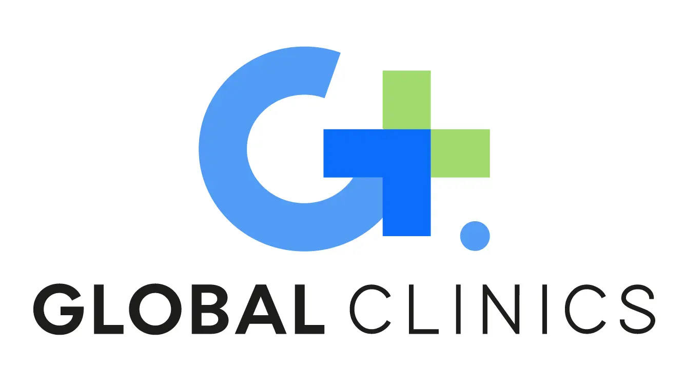 Representación del enfoque de cuidado holístico en Global Clinics: un equipo de profesionales de la salud atiende a un paciente en un entorno calmado y acogedor, donde se integran tratamientos médicos convencionales con prácticas complementarias, promoviendo el bienestar físico, mental y emocional del paciente.