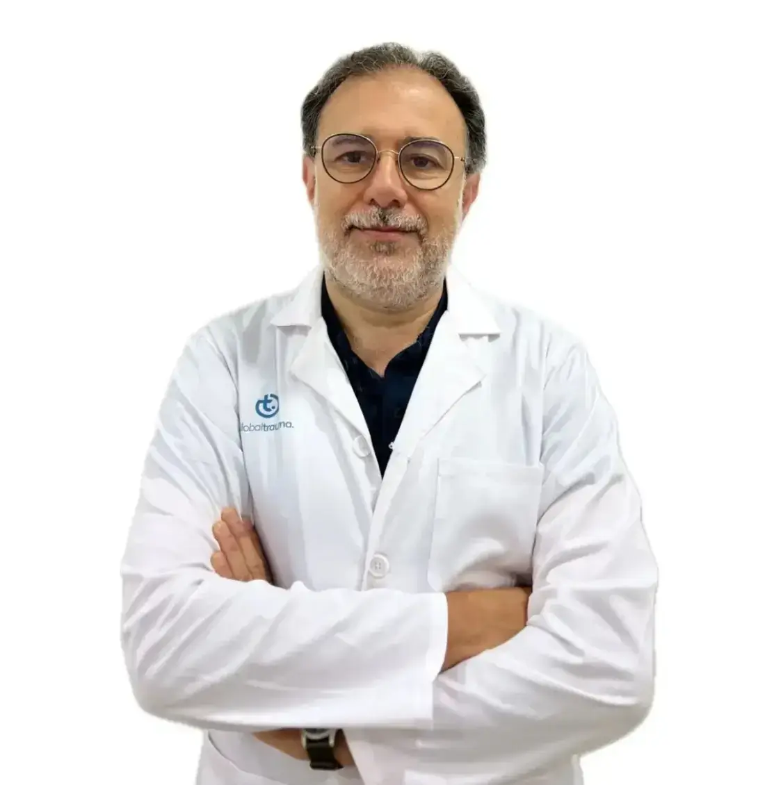 Dr. Tomeu Munar, especialista en traumatología del deporte en Global Clinics Palma de Mallorca, experto en lesiones deportivas y rehabilitación avanzada